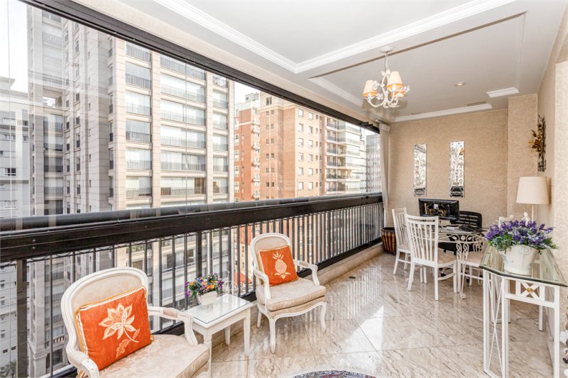 Apartamento - Venda - Itaim Bibi - São Paulo - SP